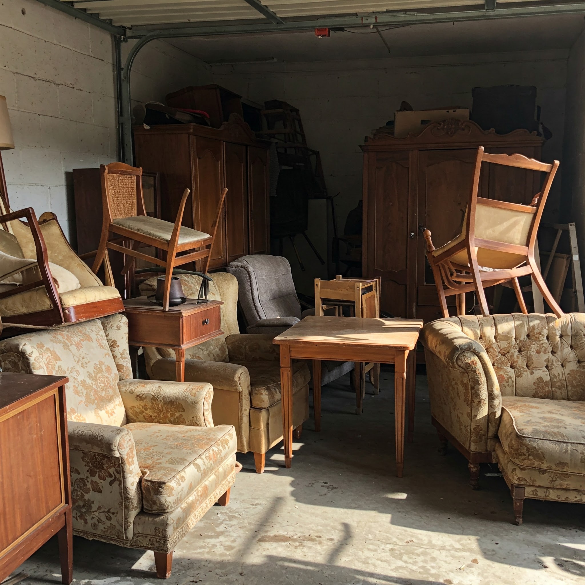 Services - Furniture Removal old furniture